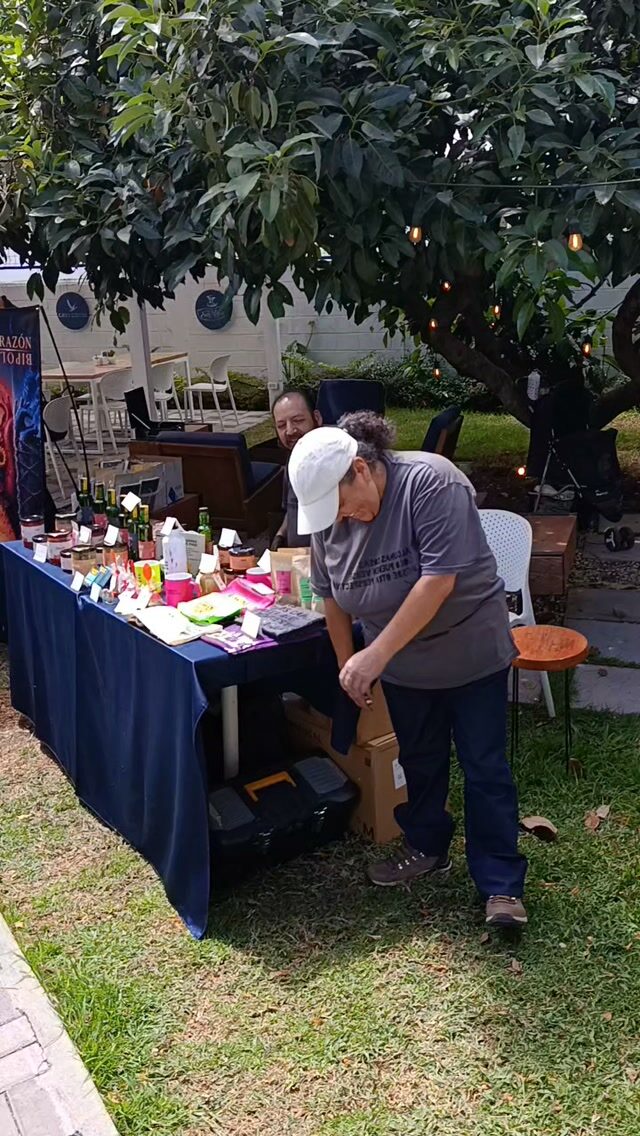Instagram post from huertomanias. This post is in position 14.